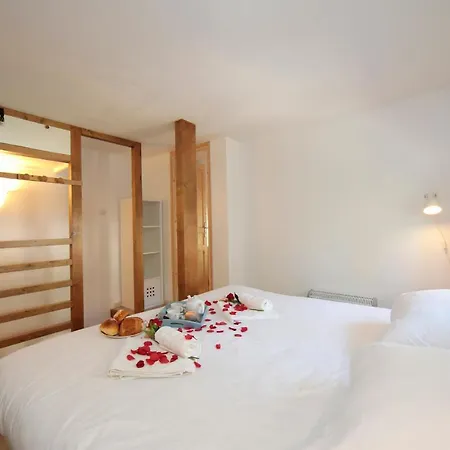Sainte-foy-l'argentiere Sleeps 4 T683490 *