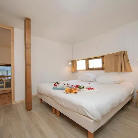 Sainte-foy-l'argentiere Sleeps 4 T683490 Шамони